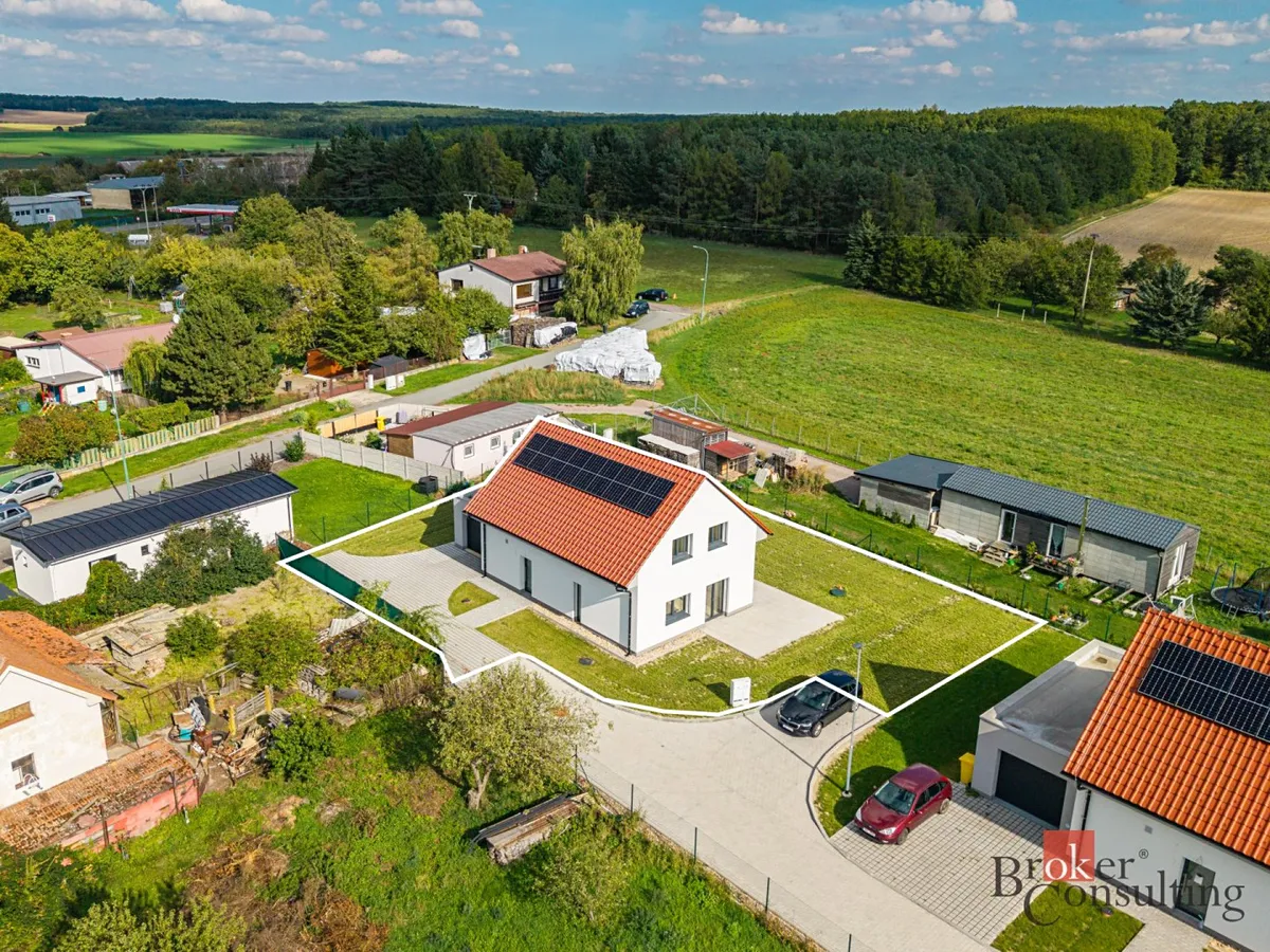 Prodej rodinného domu 164 m², pozemek 723 m²